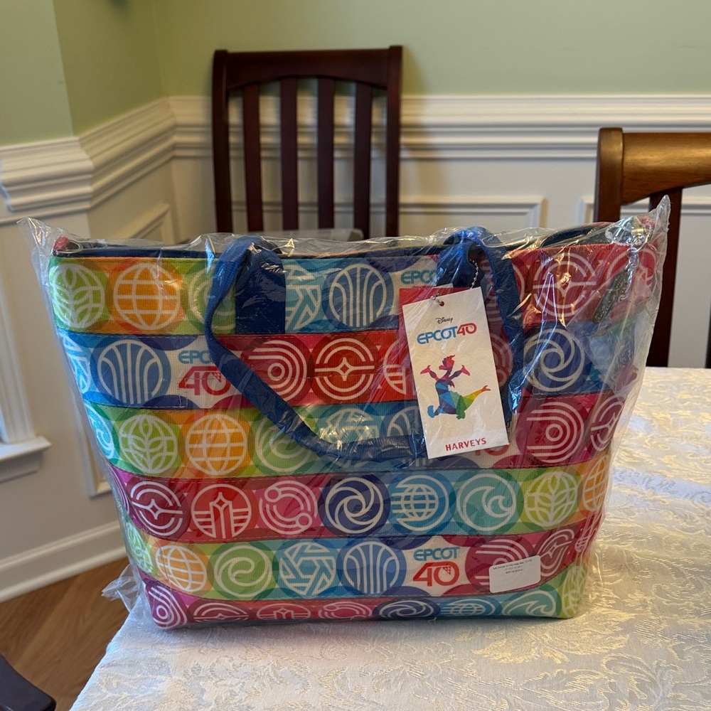 Harveys Seatbelt Epcot 40th Streamline Tote